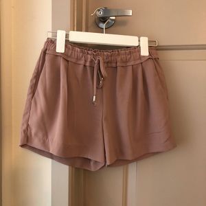 Lulus mauve/purple paper bag shorts with tie